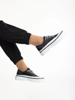 Dariana fekete női tornacipő, textil anyagból készült