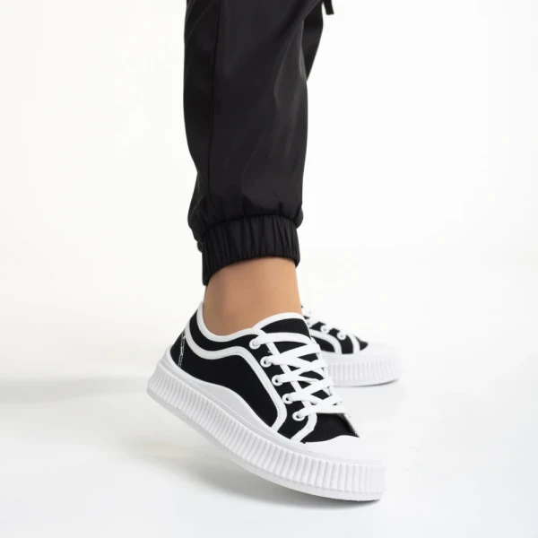 Malaya fekete női tornacipő, textil anyagból készült