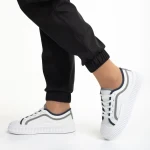 Malaya fehér női tornacipő, textil anyagból készült