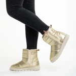 Giuditta arany női csizma, textil anyagból készült