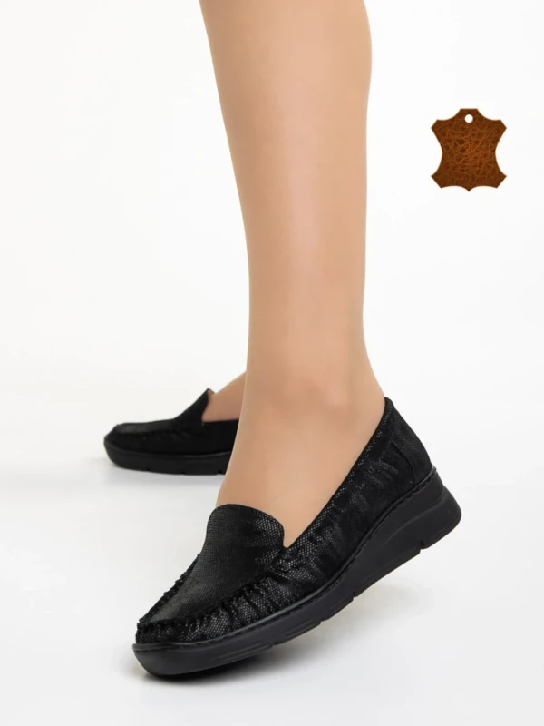 Zofia fekete női mokaszin, valódi bőrből készült