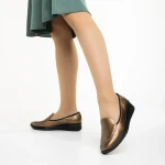 Kamala arany női cipő, fordított bőrből készült