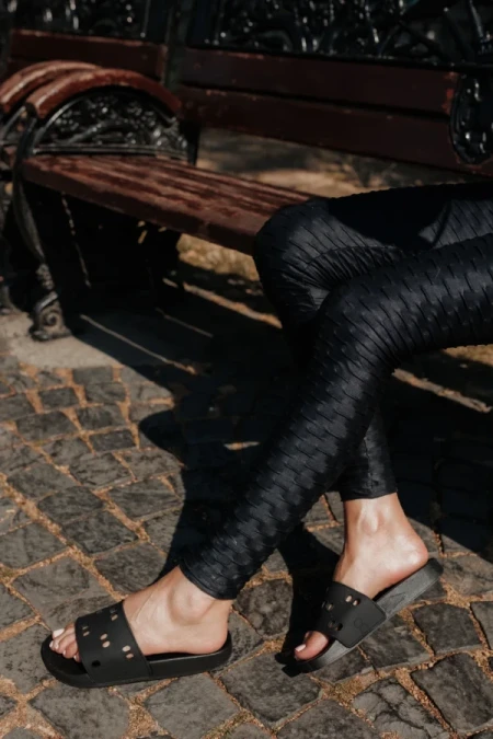 Raimonda fekete női papucs, szintetikus anyagból készült