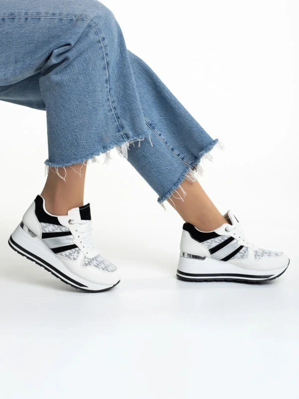 Izebel fehér és fekete női sportcipő, műbőrből készült