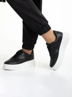 Juliska fekete női sportcipő, műbőrből készült