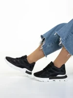 Wera fekete női sportcipő, textil anyagból készült