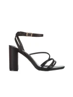 Meggy fekete női szandál, műbőrből készült