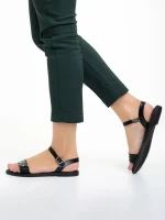 Cinzia fekete női szandál, műbőrből készült