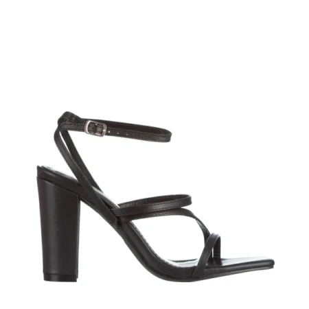 Roksana fekete női szandál, műbőrből készült