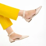 Lilias bézs női cipő, műbőrből készült