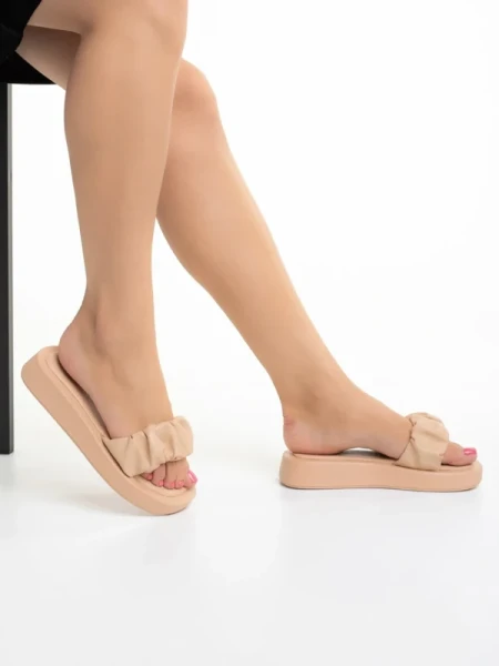 Imbi bézs női papucs, műbőrből készült