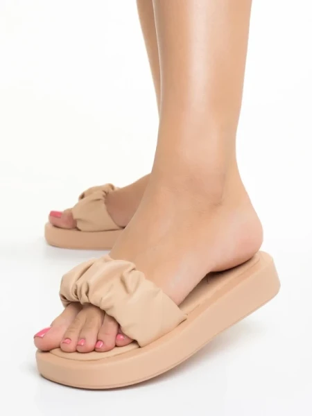 Imbi bézs női papucs, műbőrből készült