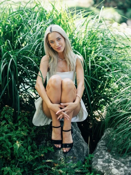 Tirta fekete női szandál, műbőrből készült