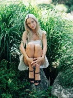 Tirta fekete női szandál, műbőrből készült