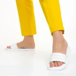 Gerel fehér női papucs, műbőrből készült