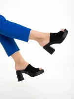 Girlhood fekete női papucs, Anisa fordított bőrből készült