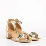 Caprina arany női szandál, műbőrből készült