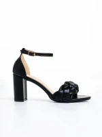 Luigia fekete női szandál, műbőrből készült