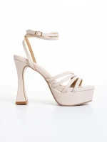 Kerime  bézs női szandál, műbőrből készült