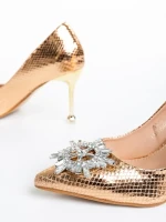 Nerina bronz női cipő sarokkal, műbőrből készült