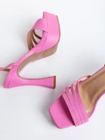 Kerime rózsaszín női szandál, műbőrből készült