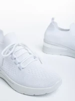 Davinia fehér női sportcipő, textil anyagból készült