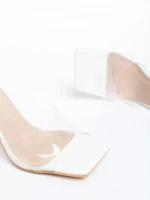 Alita fehér női szandál, szintetikus anyagból készült