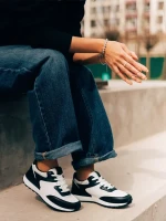 Joandra fekete és fehér női sportcipő, műbőrből és textil anyagból készült