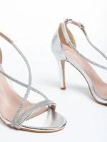 Rosina ezüst női szandál, műbőrből készült