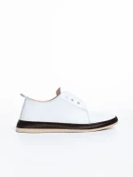 Totty fehér alkalmi női cipő, valódi bőrből készült