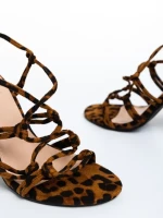 Evalina leopárd női szandál, műbőrből készült