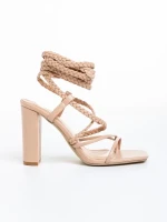 Elesia bézs női szandál, műbőrből készült