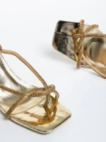 Dulcie arany női szandál, lakkozott műbőrből készült
