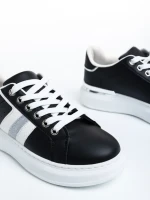 Doretta fekete női sportcipő, műbőrből készült