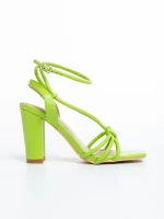 Lakira zöld női szandál, műbőrből készült