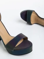 Seana irizáló szürke, női szandál ökológiai bőrből