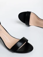 Capria fekete, női szandál, ökológiai bőrből