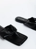 Caela fekete női papucs ökológiai bőrből