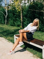 Samya fehér és aranyszínű női sport cipő  ökológiai bőrből