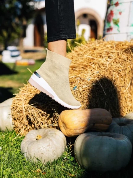 Maren bézs női sport cipő textil anyagból