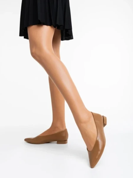 Ilinka tevebarna női balerina ökológiai bőrből