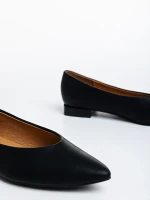 Ilinka fekete női balerina ökológiai bőrből