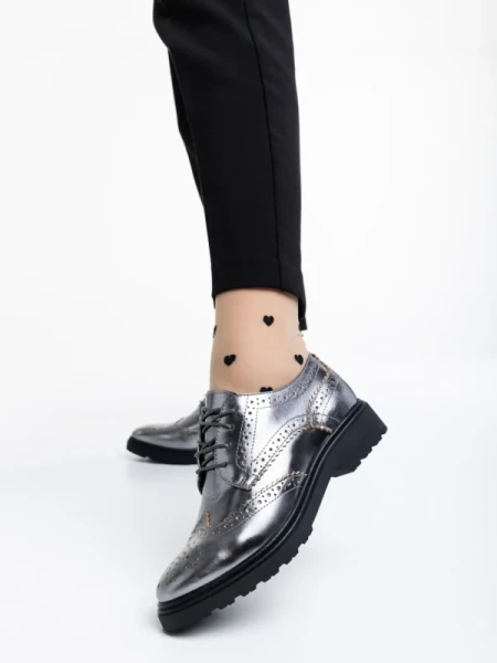 Női alkalmi ezüst Adabelle természetes bőr cipő