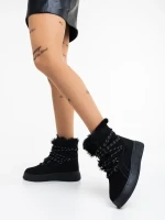 Anissa fekete női bakancs textil anyagból