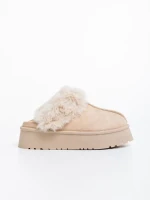 Lyzbeth bézs női papucs textil anyagból