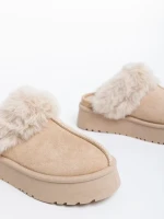 Lyzbeth bézs női papucs textil anyagból