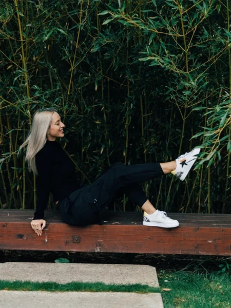 Yeva fehér és fekete női sport cipő ökológiai bőrből