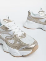 Kiani aranyszínű női sport cipő ökológiai bőrből és  textil anyagból