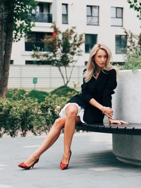 Tacey gránátszínű női magassarkú cipő textil anyagból