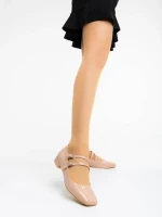 Zipora bézs női félcipő lakkozott ökológiai bőrből